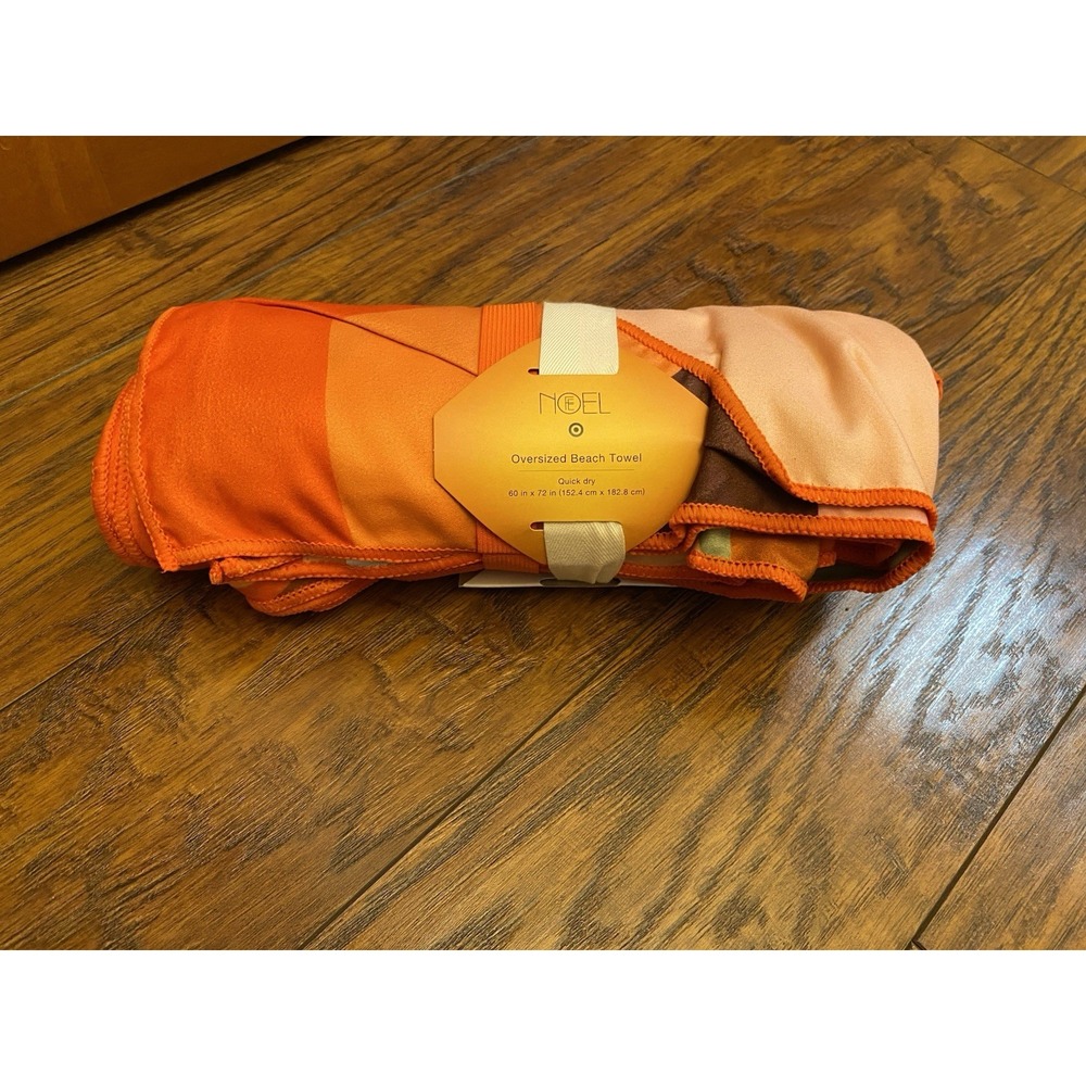 Fe Noel X Target Oversized Beach Towel Orange Geo Reversible Quick Dry New